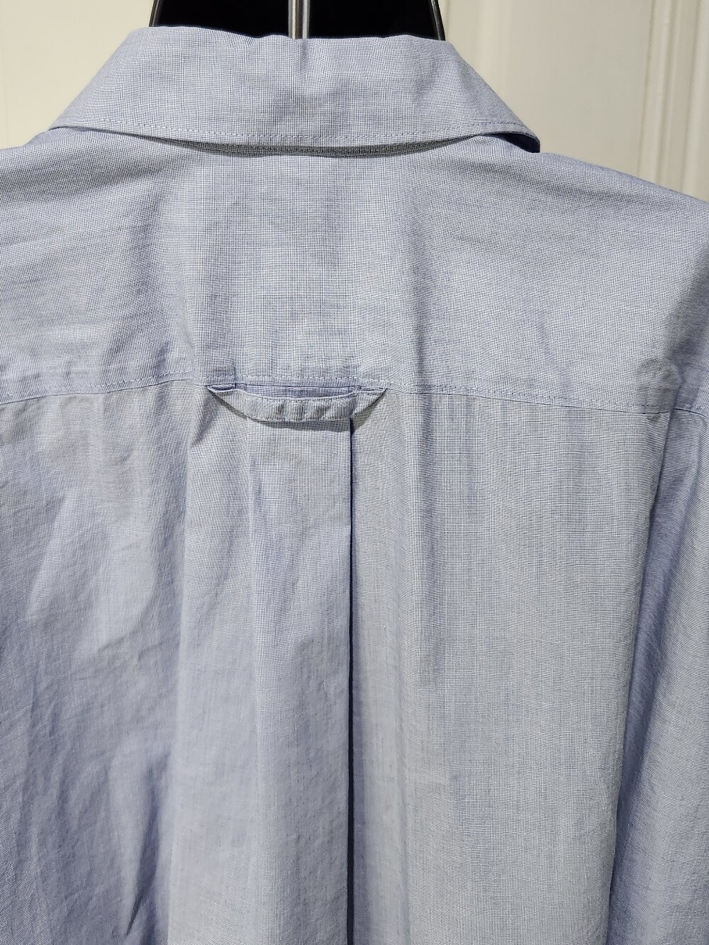 Duluth Trading Co Women's Light Blue Button Down Size 1X - Picture 8 of 9
